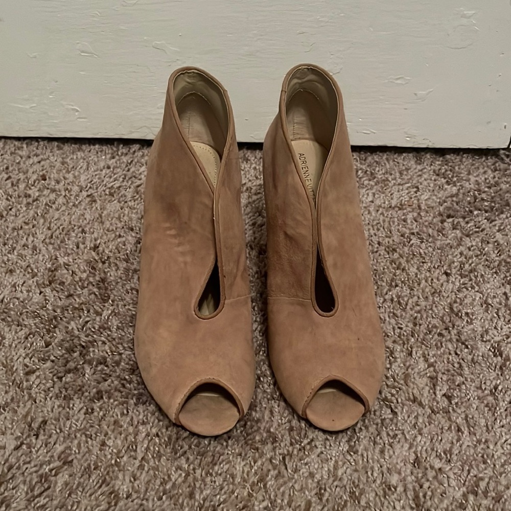 Adrienne Vittanidi Grandeur Heels